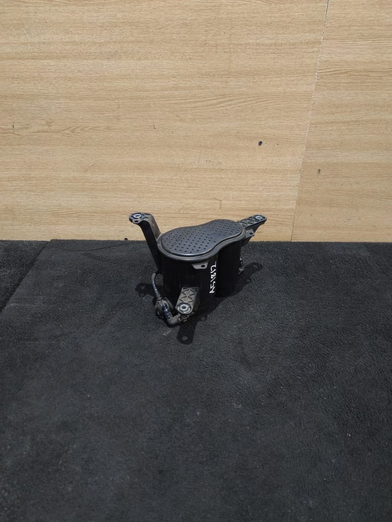Bình lọc than hoạt tính hay hơi xăng thừa (hộp evap canister)