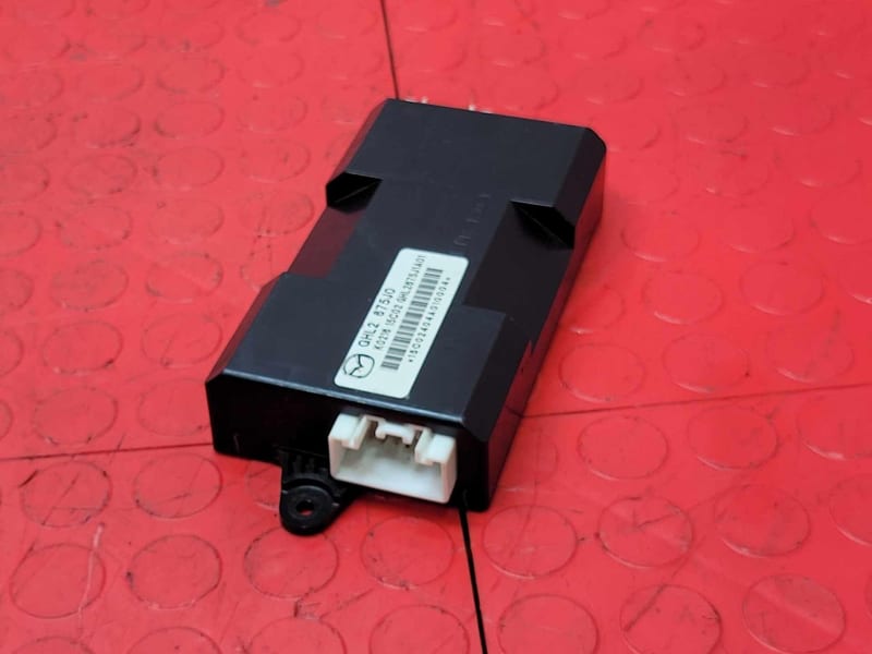 Hộp điều khiển ghế trước