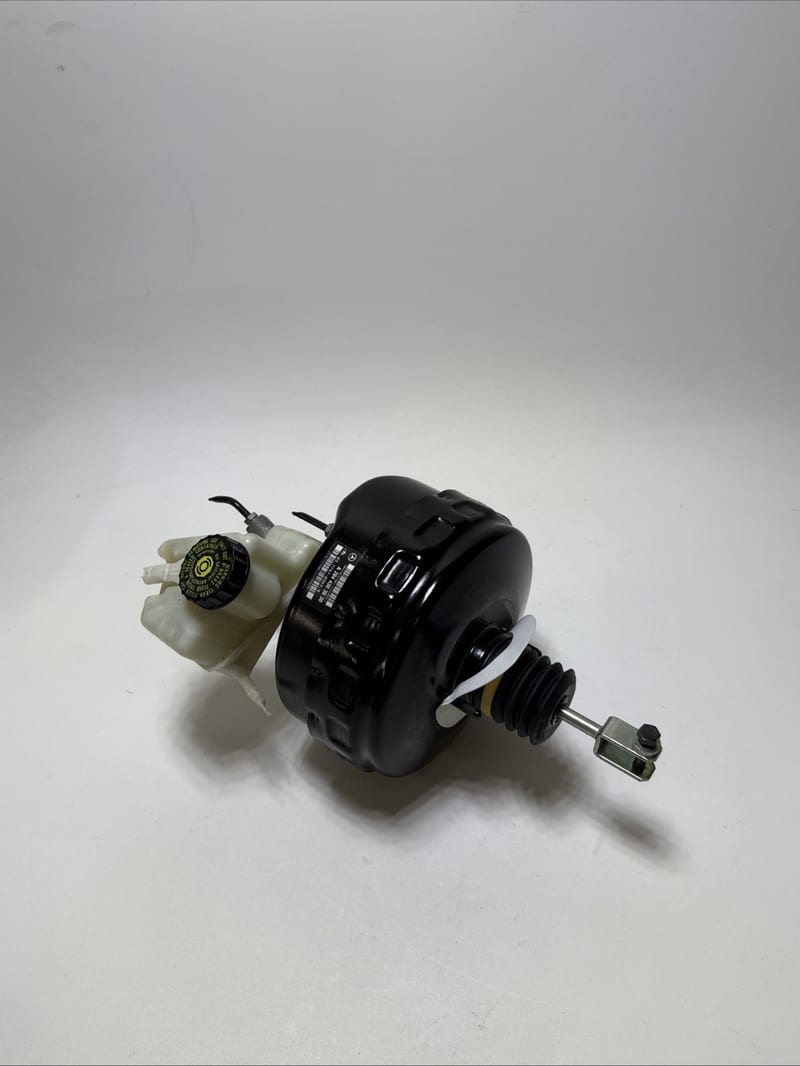Bầu trợ lực phanh liền tổng phanh