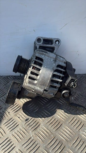 Máy phát điện