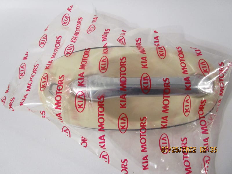 Tay mở cửa ngoài